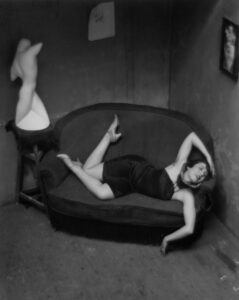 dancer in 1920s Paris
andre kertesz photograph of dancer
magda forstner mimics a sculpture
satiric dancer in jazz age paris